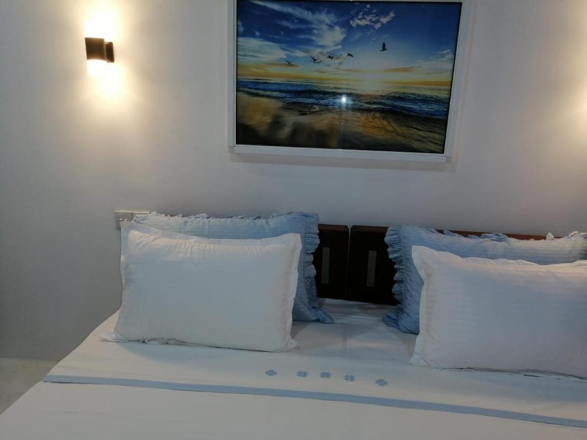Jennifer'S Villa Negombo Bagian luar foto